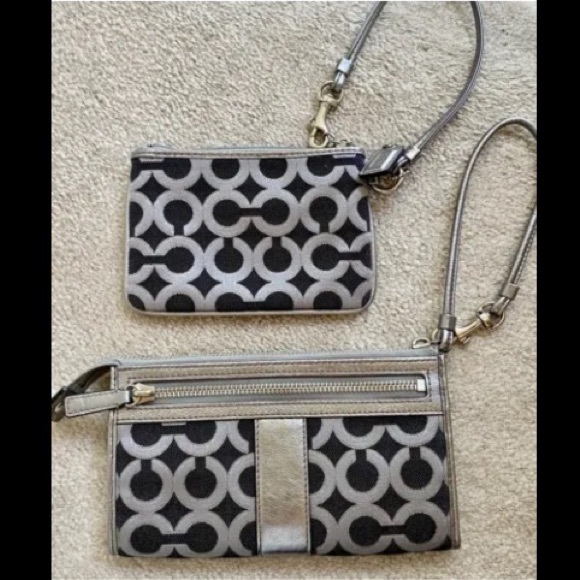 NEW SET OF TWO 2 COACH WRISTLETS WALLETS CLUTCH SILVER BLACK OP ART JULIA NWOT - Picture 8 of 9